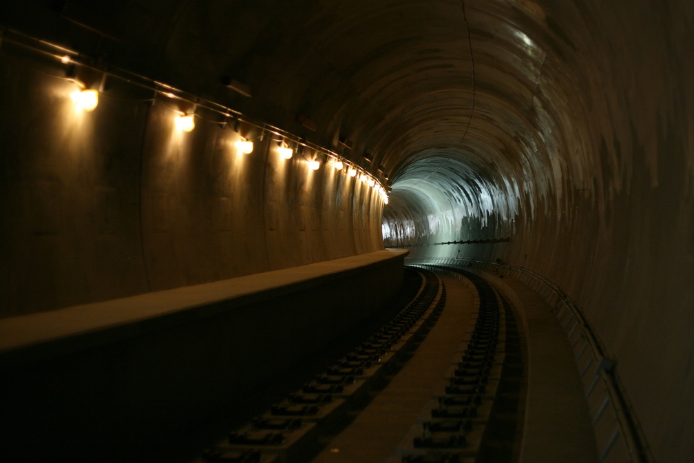North_LRT_Tunnels_20131028_1408.jpg